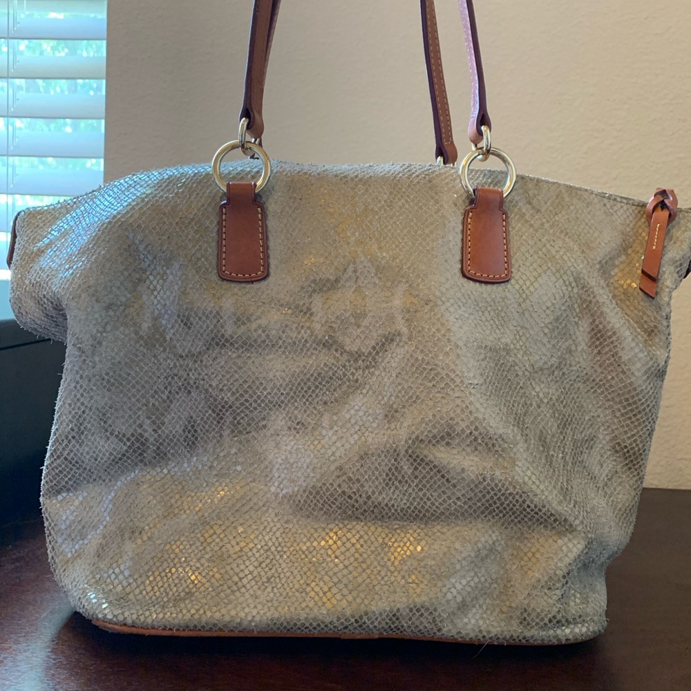 Dooney & Bourke purse